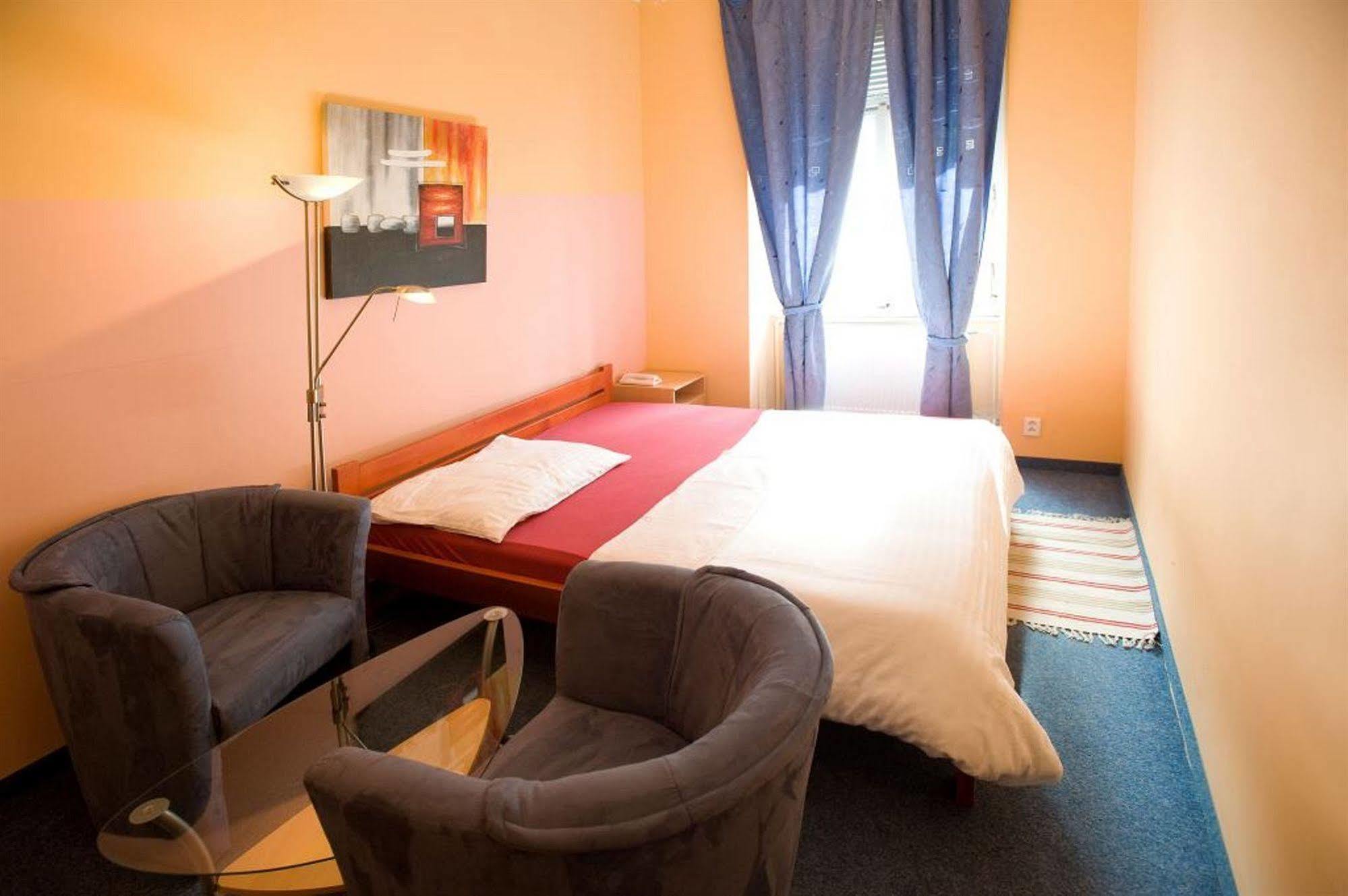 Club Hotel Praha Dış mekan fotoğraf